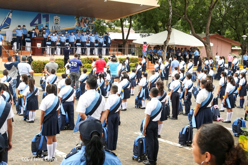 POLICIA